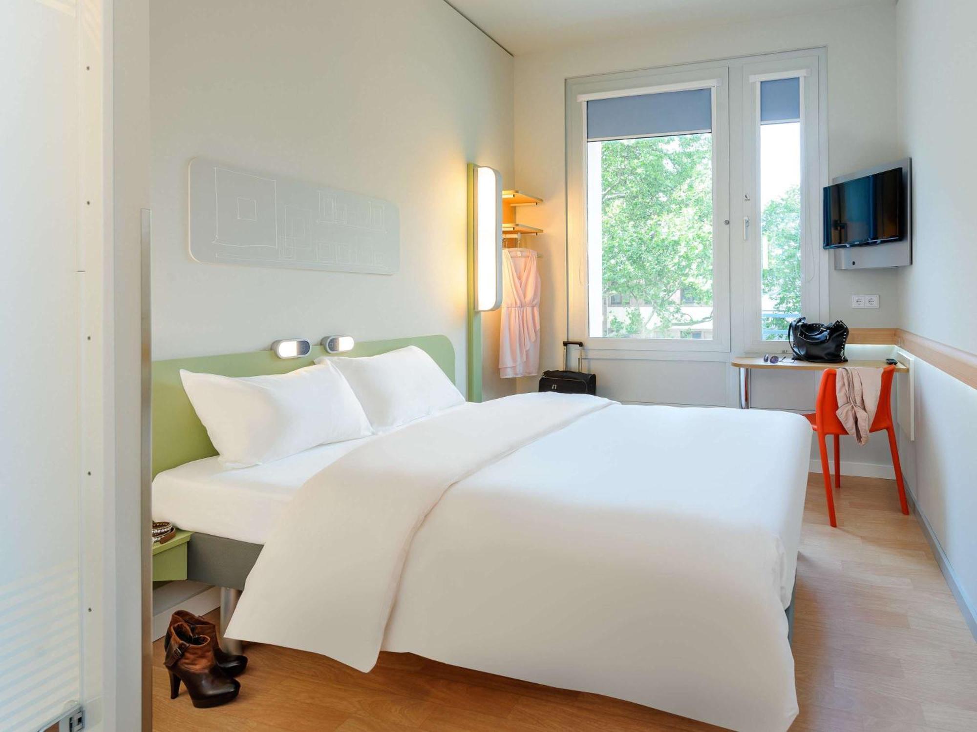 Ibis Budget Frankfurt City Ost Frankfurt am Main Bagian luar foto