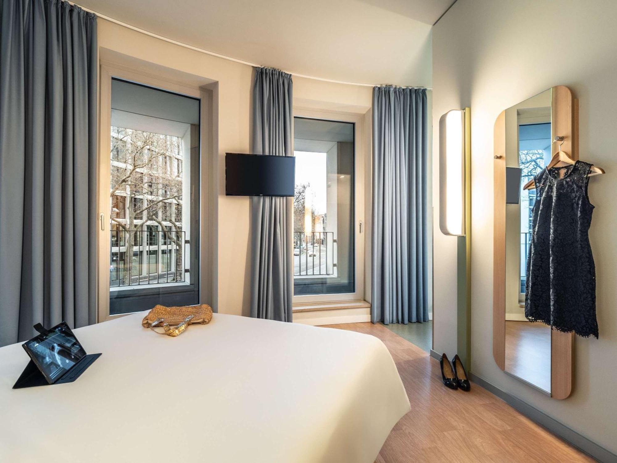 Ibis Budget Frankfurt City Ost Frankfurt am Main Bagian luar foto