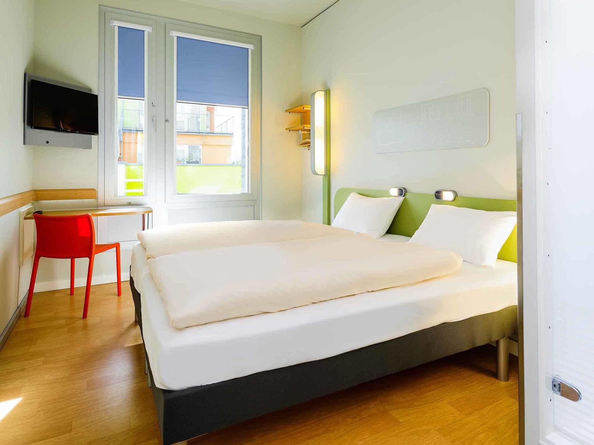 Ibis Budget Frankfurt City Ost Frankfurt am Main Bagian luar foto